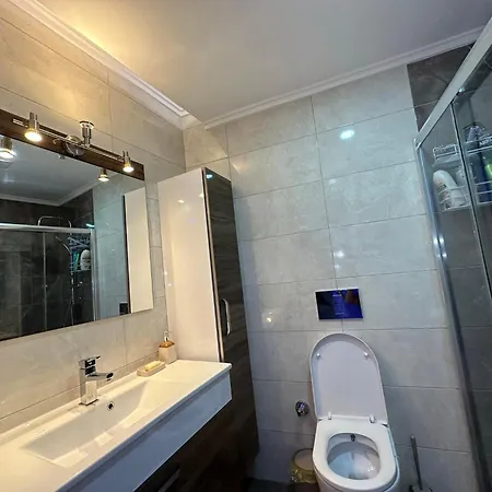 Lumos All-in In Luxury Full Facilities アパート *