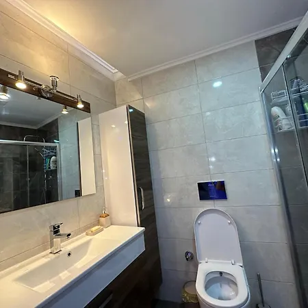 Lumos All-in In Luxury Full Facilities 公寓 *