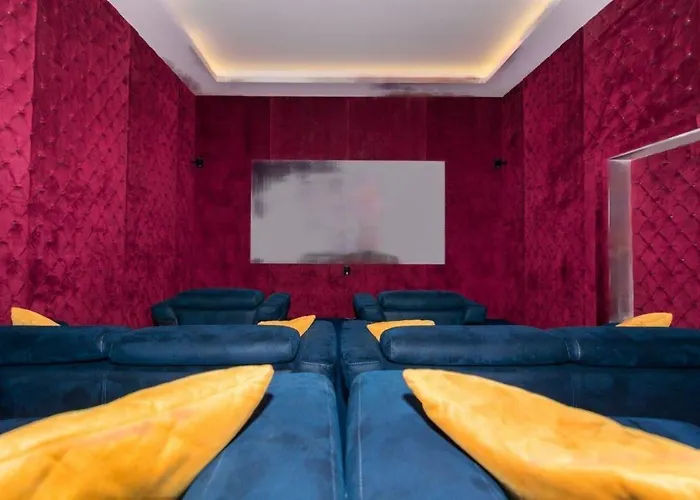 Lumos All-in In Luxury Full Facilities Apartment