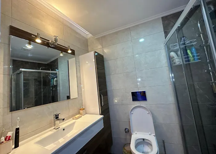 Lumos All-in In Luxury Full Facilities Apartment *