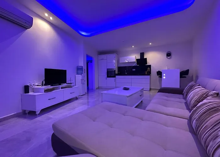 Lumos All-in In Luxury Full Facilities *